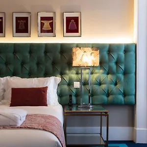 https://dear-lisbon-bordalo-house.hotels-lisbon-portugal.com